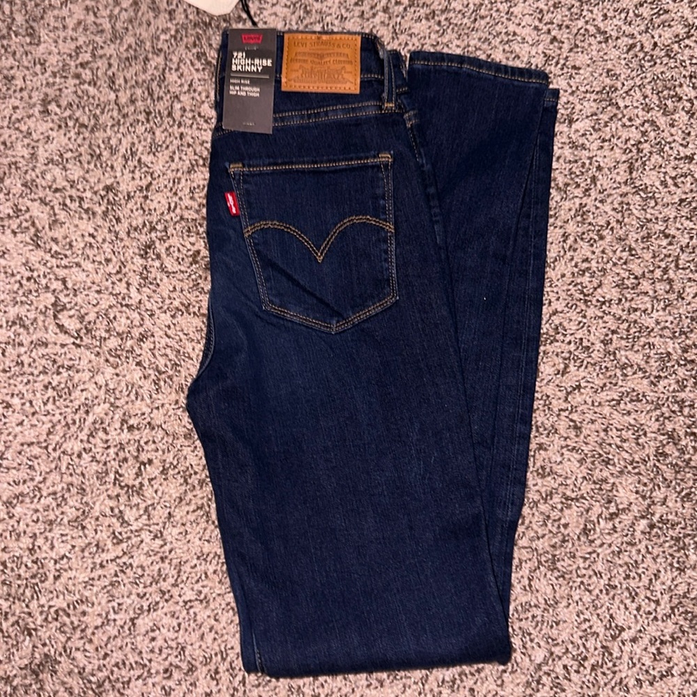 Levi’s 721 high rise skinny jeans dark blue bnwt 25